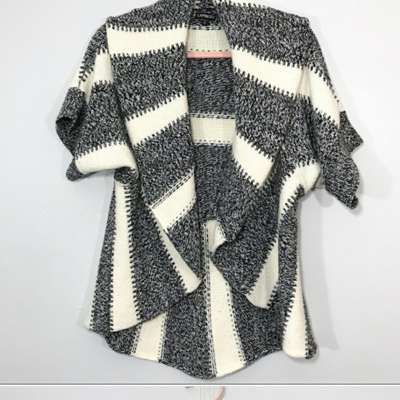 Express Womens Black White Striped Loose Short Sle - Picture 2 of 5